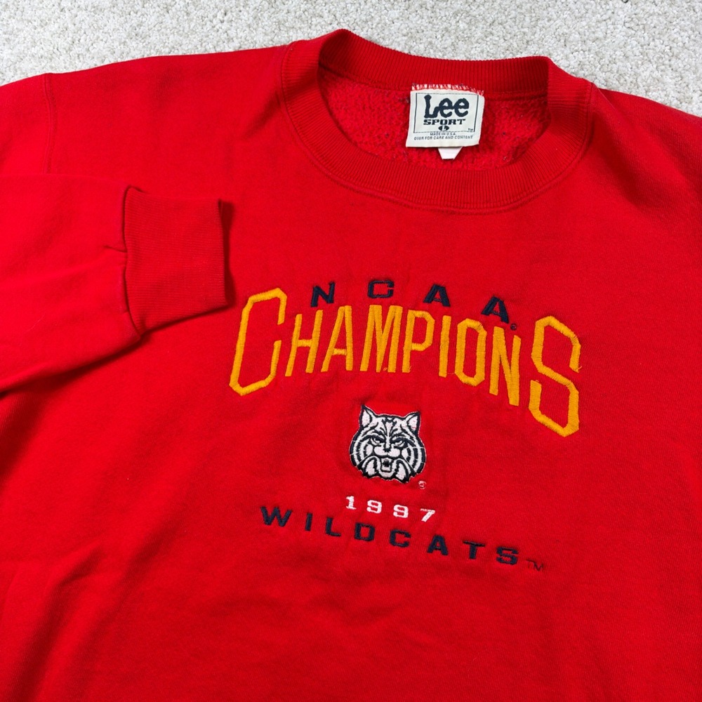 Lee Sport Sweatshirt Men L Red 1997 Arizona Wildcats NCAA Champions Vintage USA